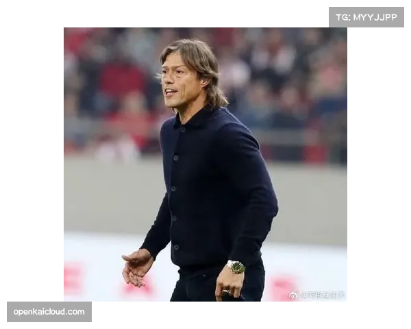 阿尔梅达接手塞维利亚 四三三控球反击体系初建